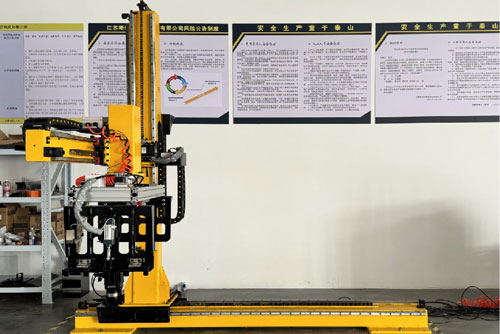 地軌碼垛機器人